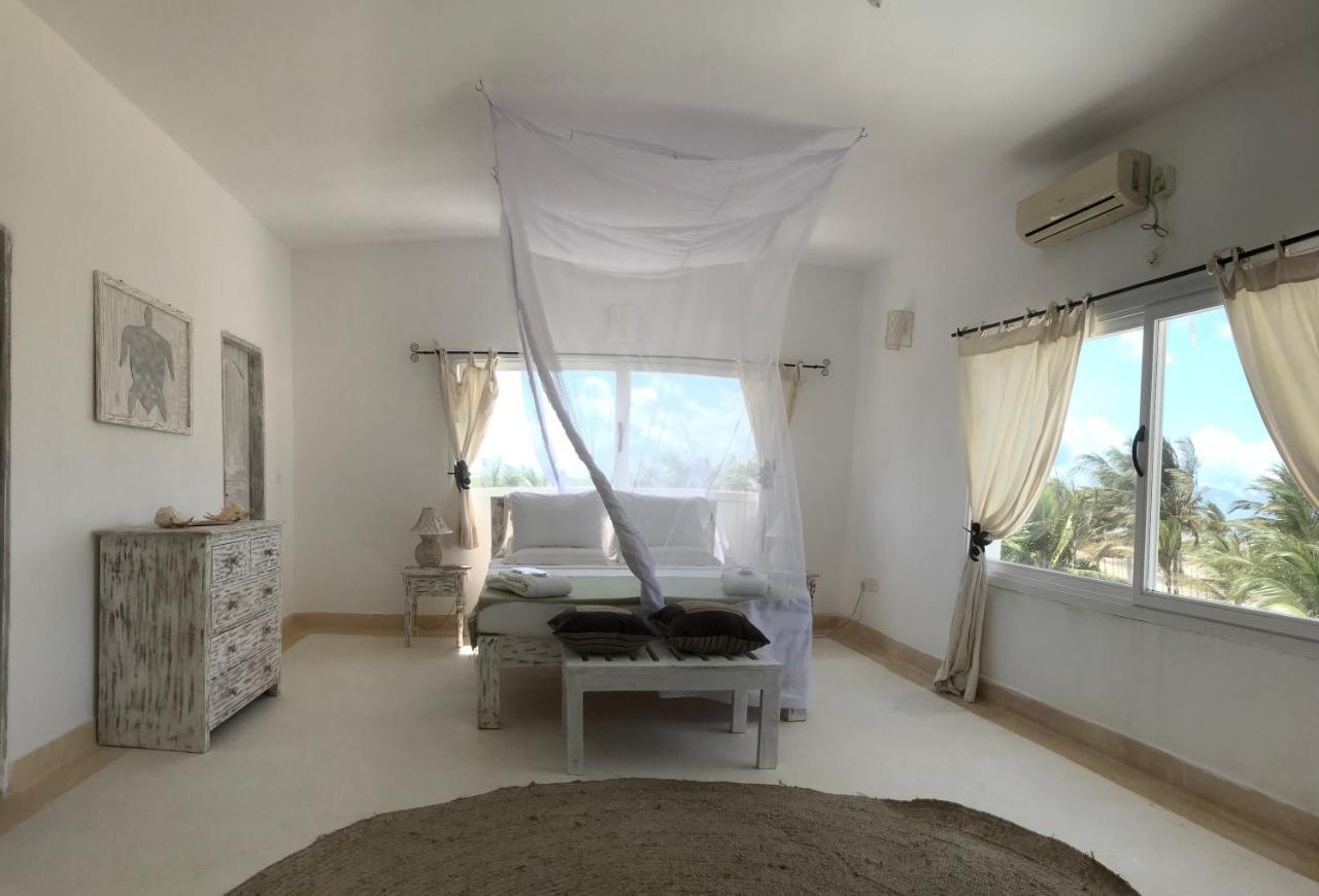 Life Resort St. Thomas Royal Palm Watamu Esterno foto