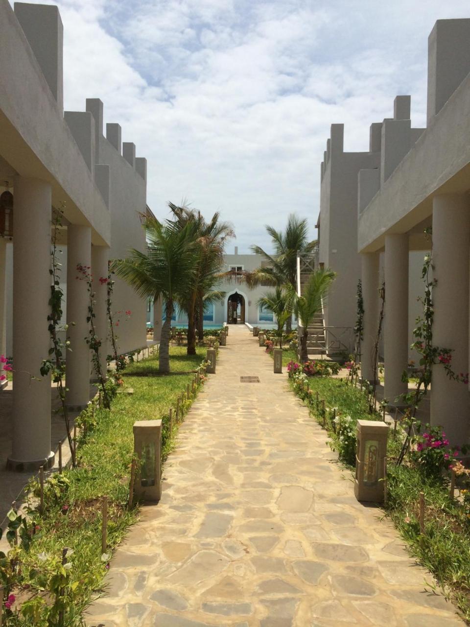 Life Resort St. Thomas Royal Palm Watamu Esterno foto