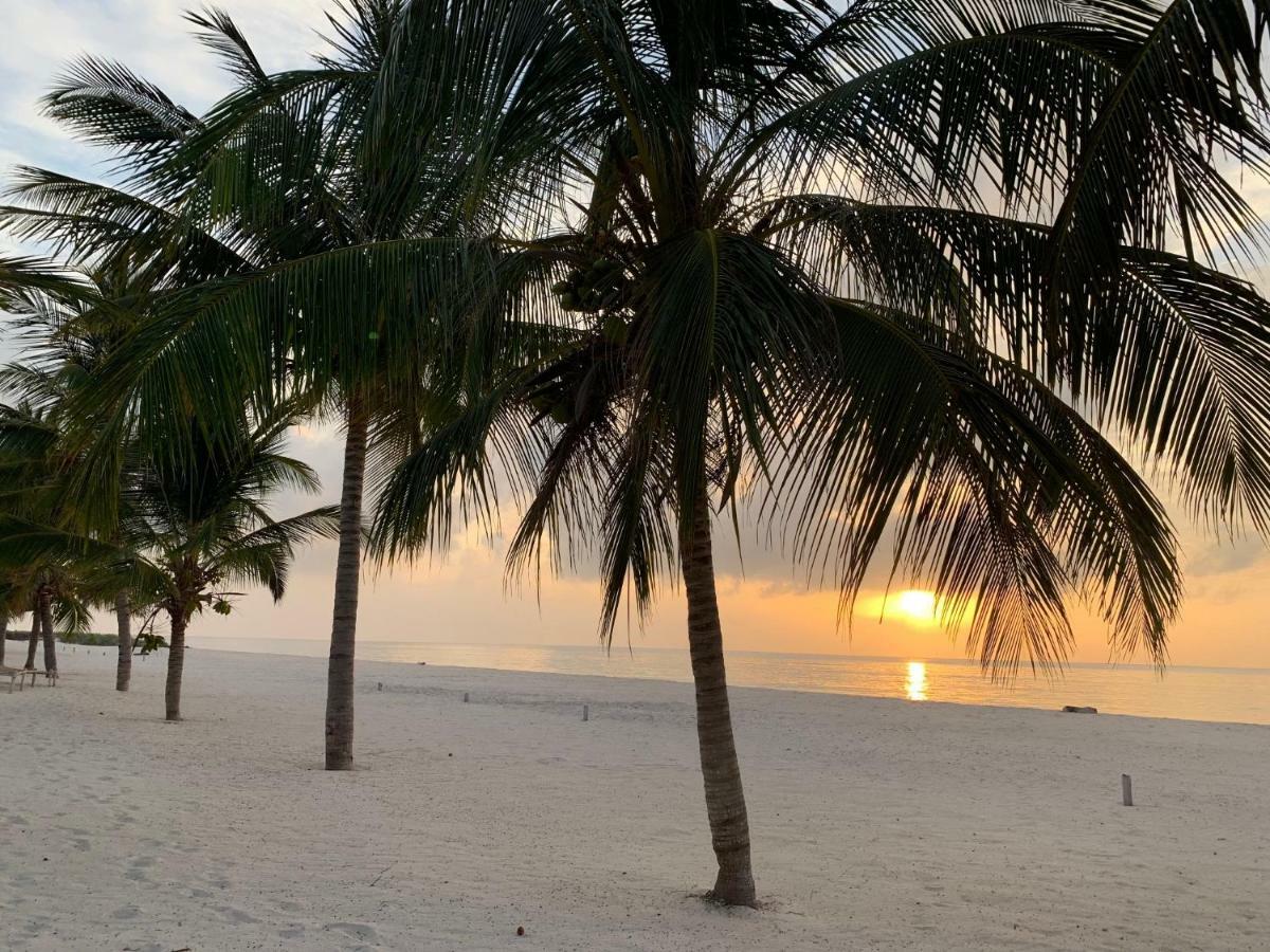 Life Resort St. Thomas Royal Palm Watamu Esterno foto