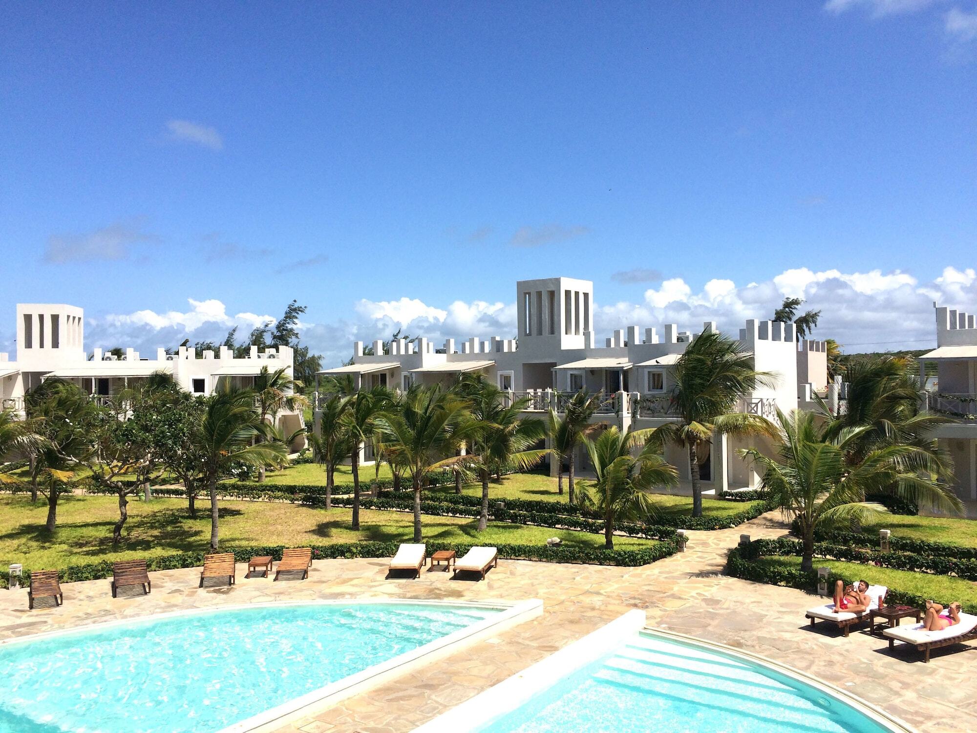 Life Resort St. Thomas Royal Palm Watamu Esterno foto