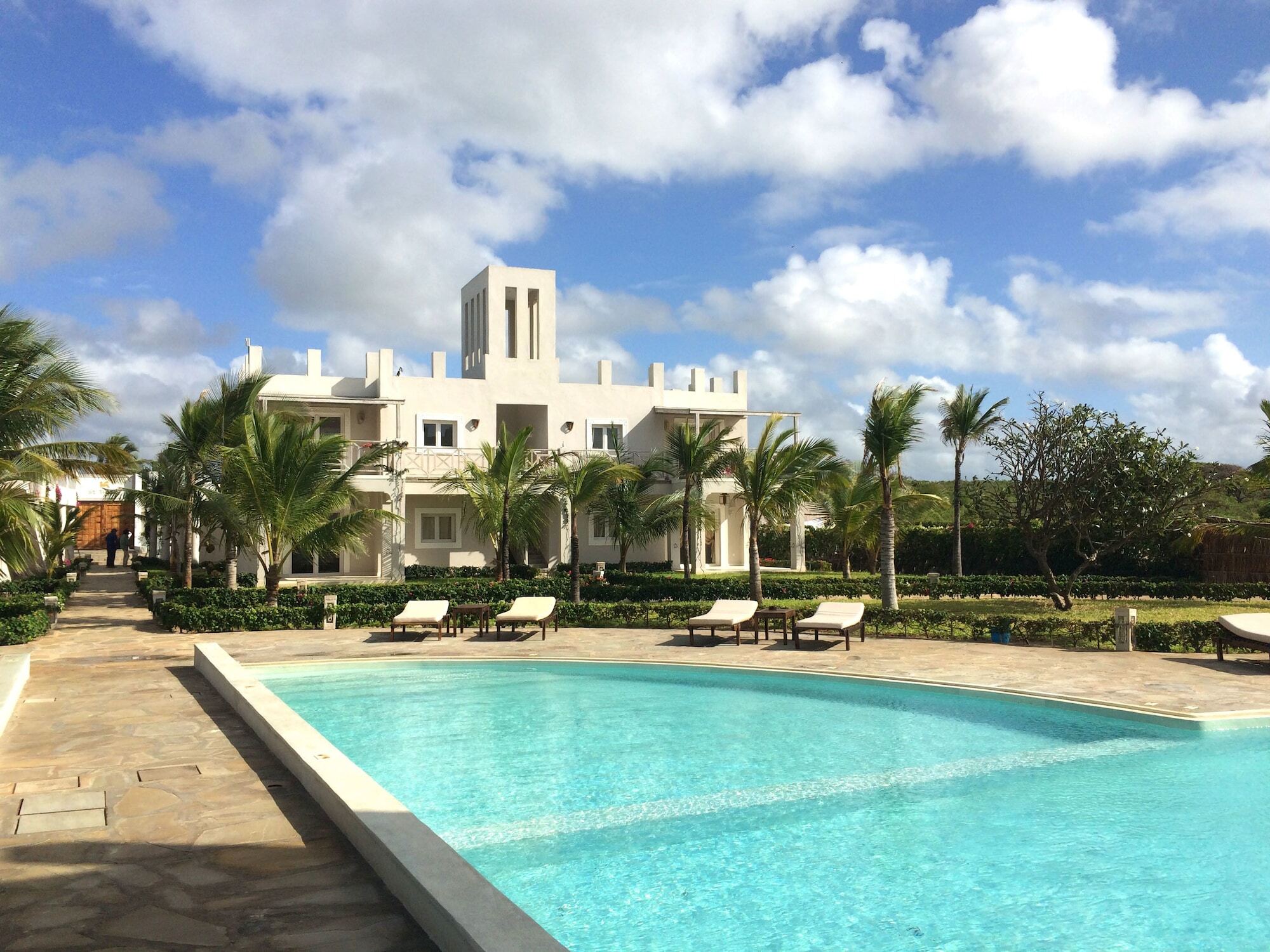 Life Resort St. Thomas Royal Palm Watamu Esterno foto