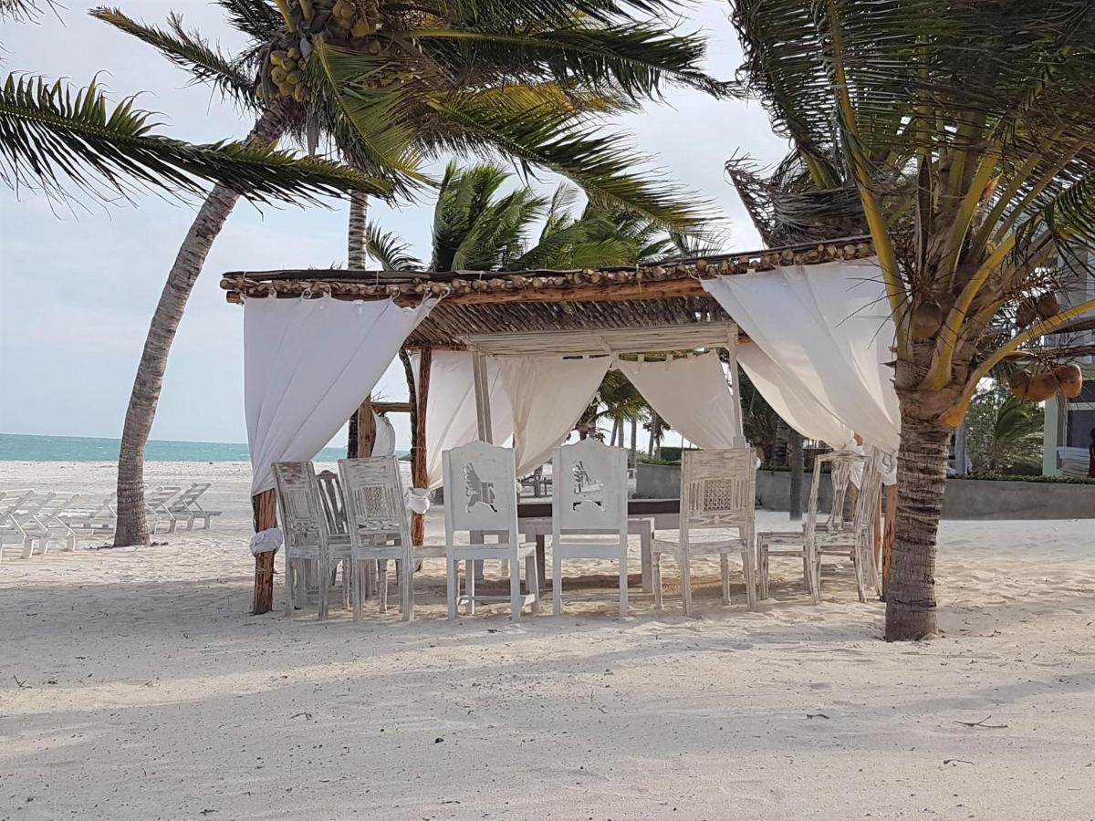 Life Resort St. Thomas Royal Palm Watamu Esterno foto