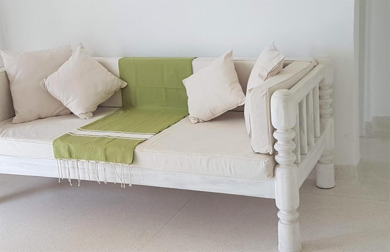 Life Resort St. Thomas Royal Palm Watamu Esterno foto